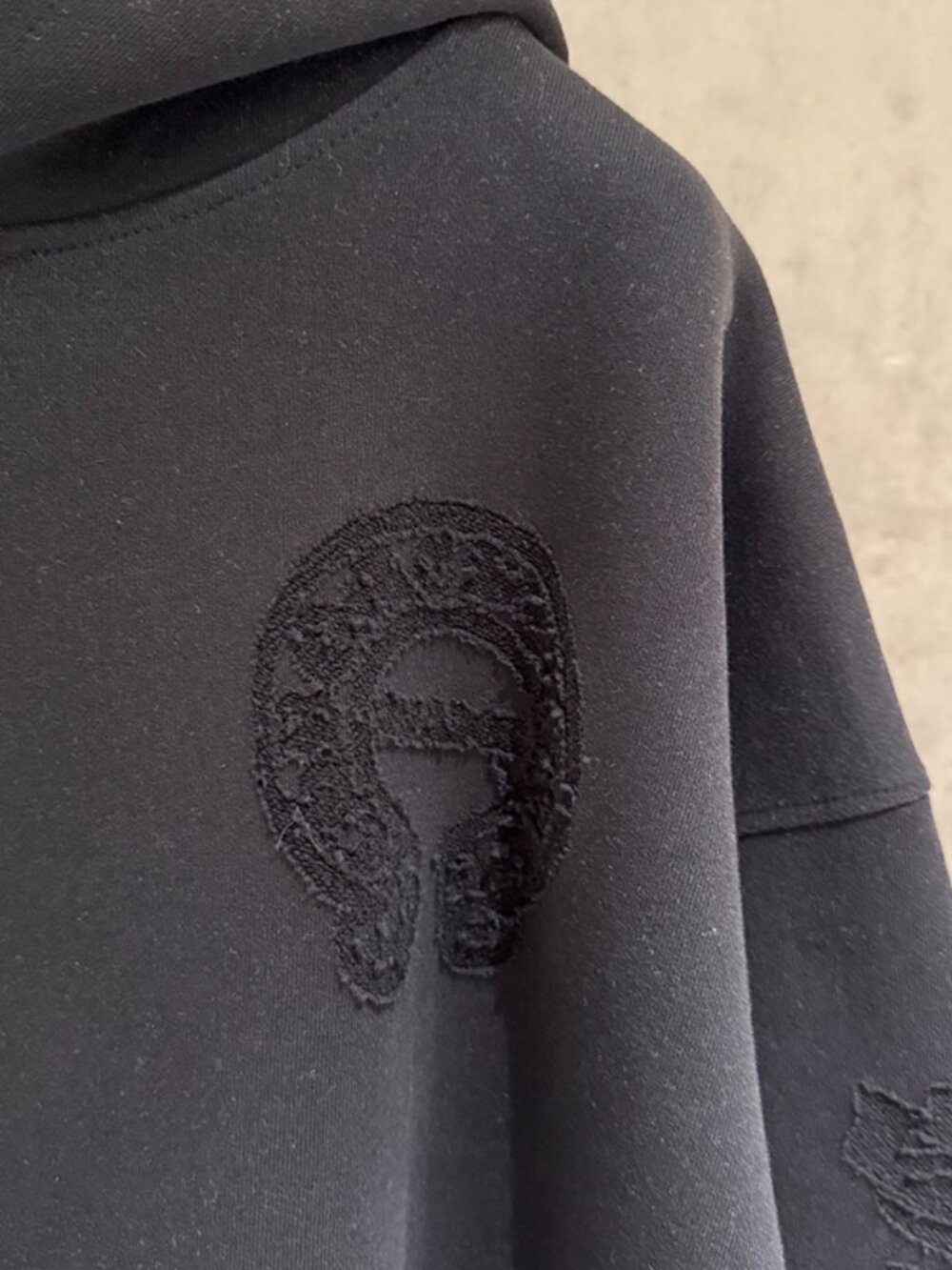 Chrome Hearts Embroidered Black Hooded Sweatshirt Size XL - Picture 6 of 9